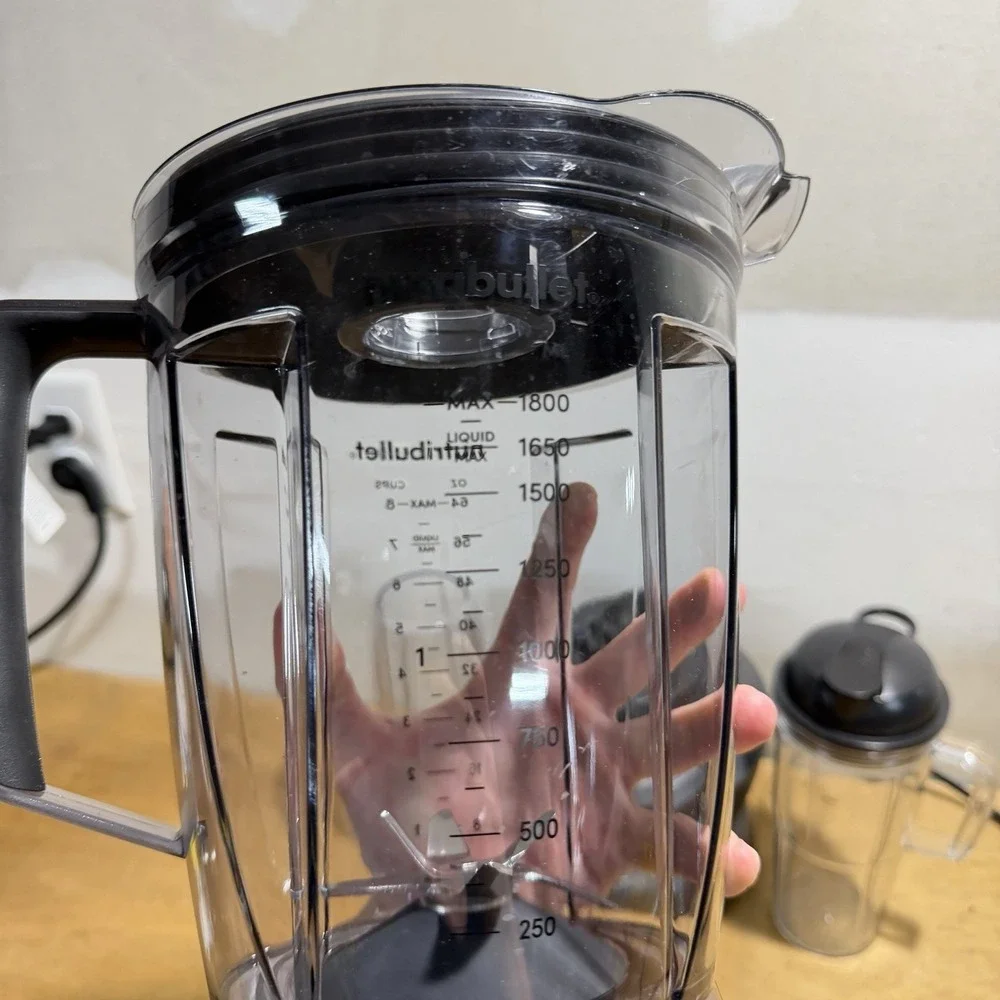 Nutribullet Blender 64 Oz Model NBC-12A Gray 1200 Watt Tested NBC-12A NBF70500P